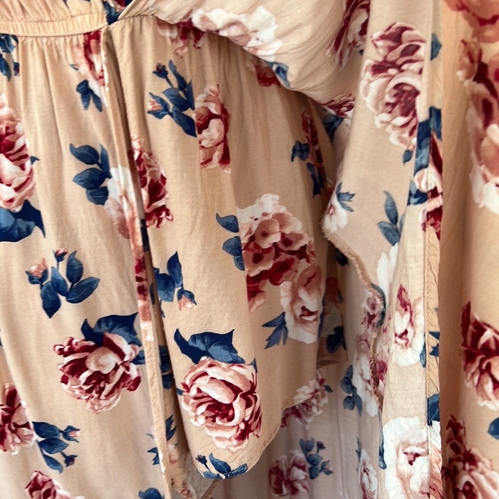 Charlotte Russe floral bohemian romper - Picture 5 of 10
